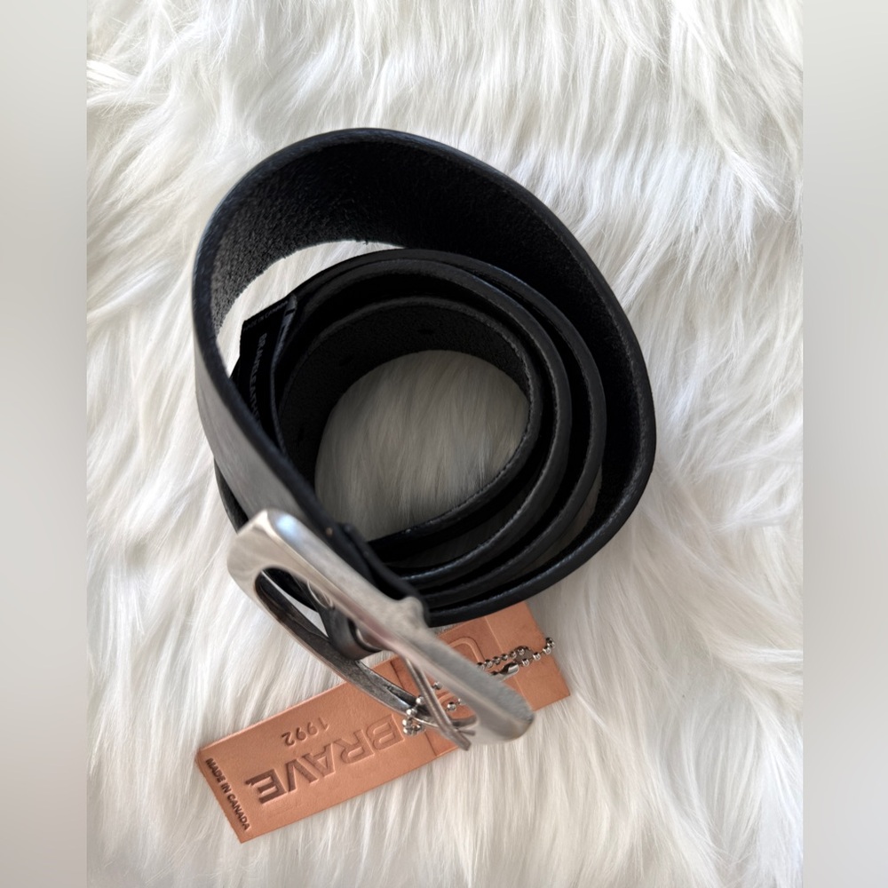 🇨🇦 Brave Leather Collection - Black Silver - Picture 14 of 15
